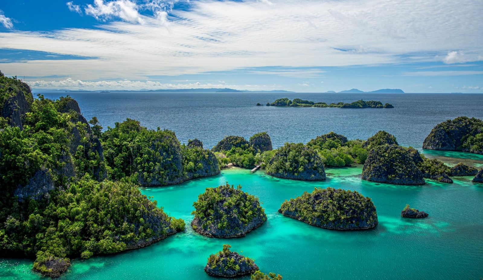 Những địa điểm du lịch nổi tiếng không thể bỏ qua khi đến xứ sở vạn đảo Indonesia
