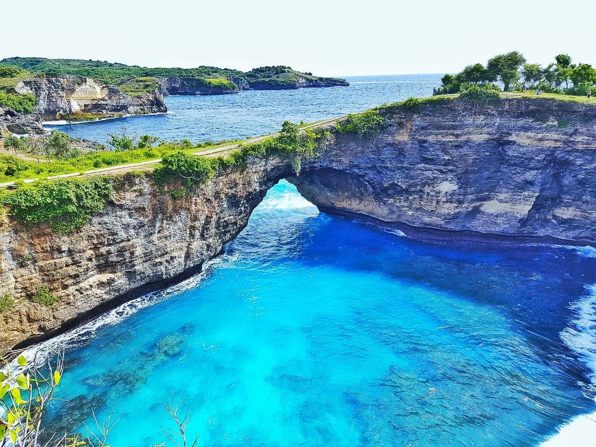 nusa-penida-islandjpg-1701489234.jpg
